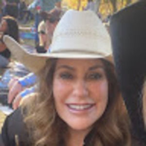 Meet your Posher, Laurie